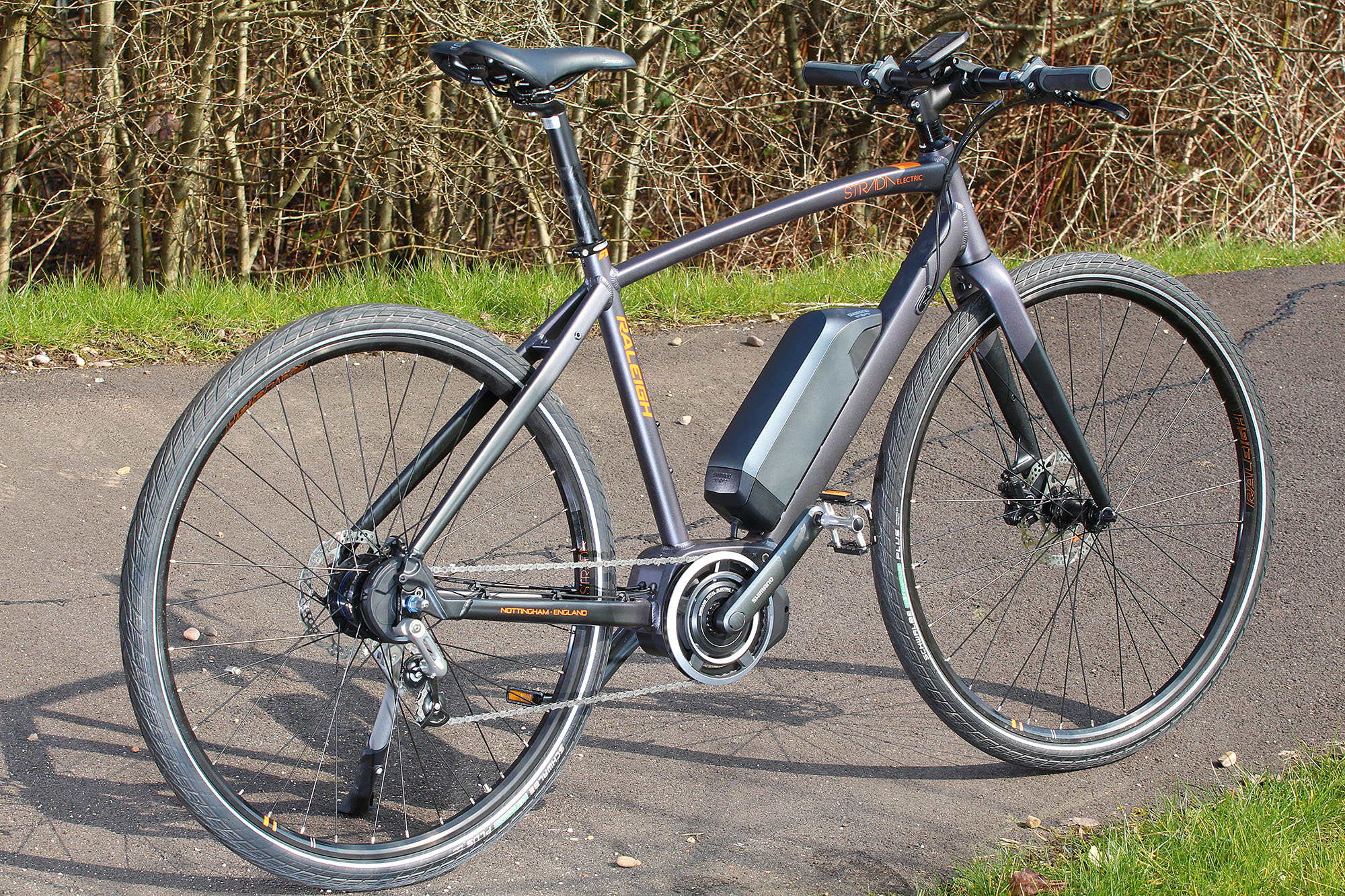 raleigh strada electric bike